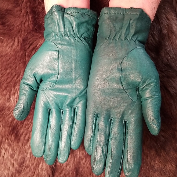 Vtg. leather gloves - Picture 4 of 6